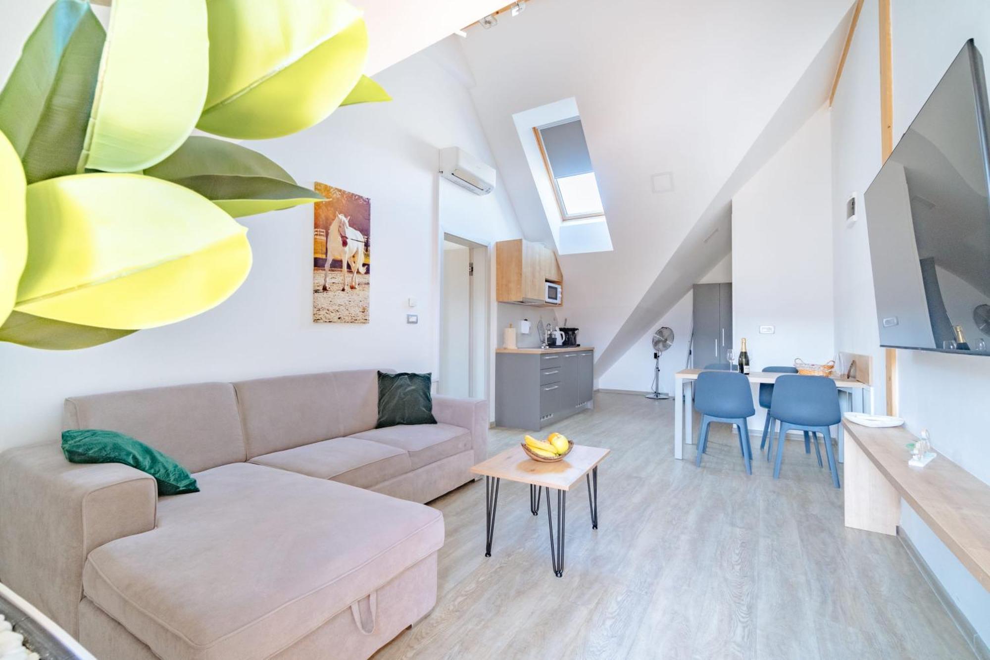 Deluxe Apartments בלד מראה חיצוני תמונה