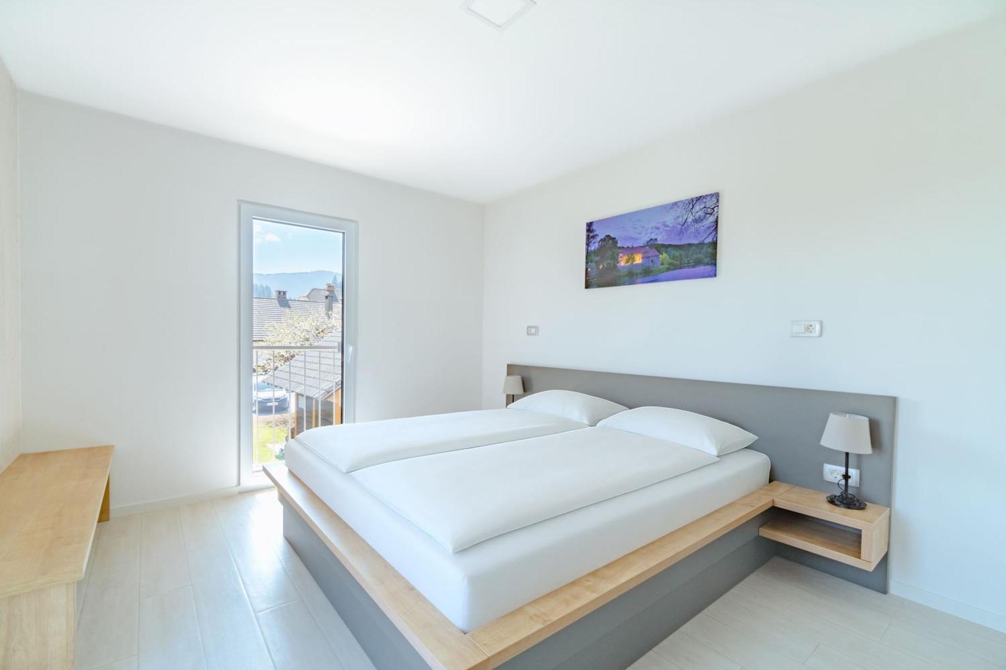 Deluxe Apartments בלד מראה חיצוני תמונה