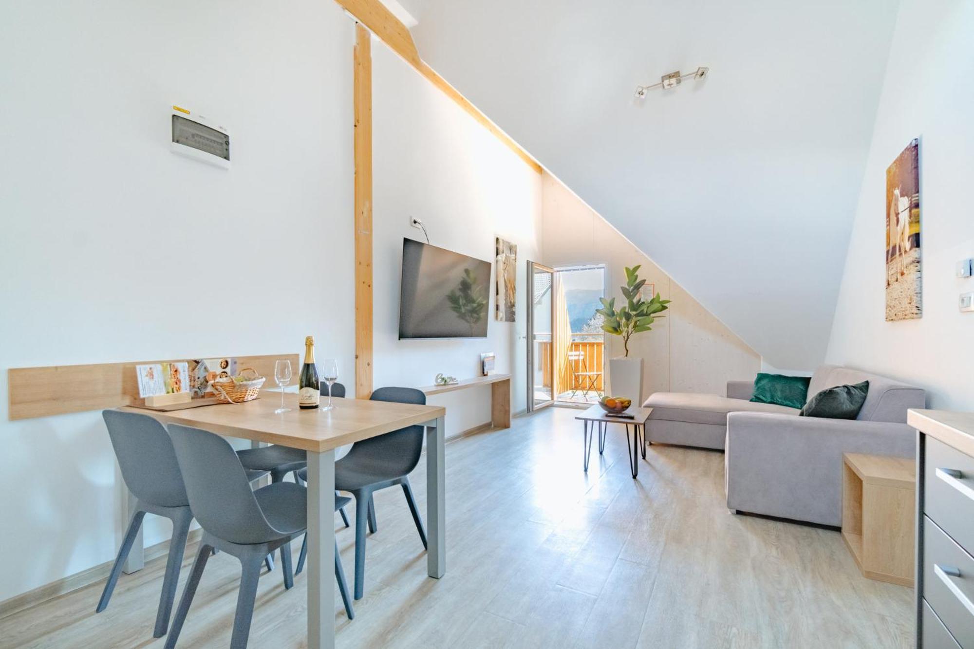 Deluxe Apartments בלד מראה חיצוני תמונה