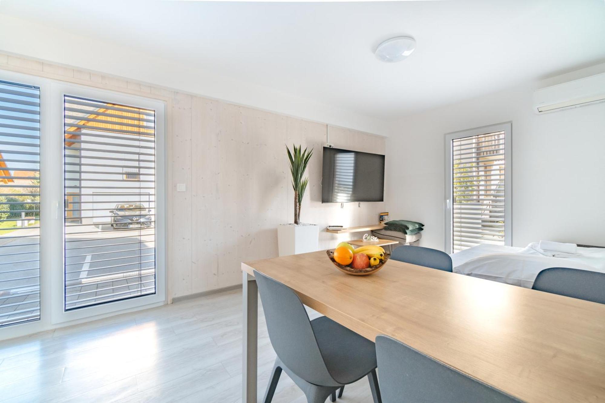 Deluxe Apartments בלד חדר תמונה